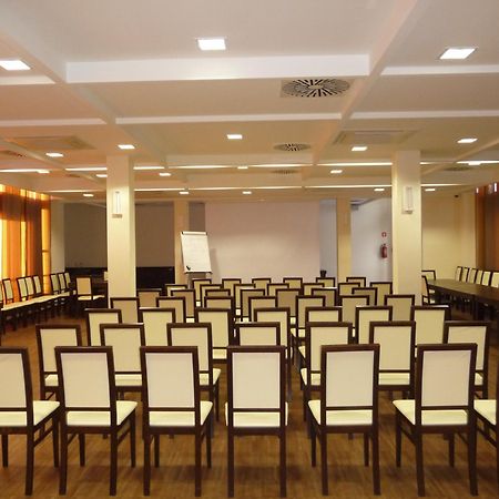 Hotel Aviator Kielce "Business Hotel Medical & Spa" Exterior photo