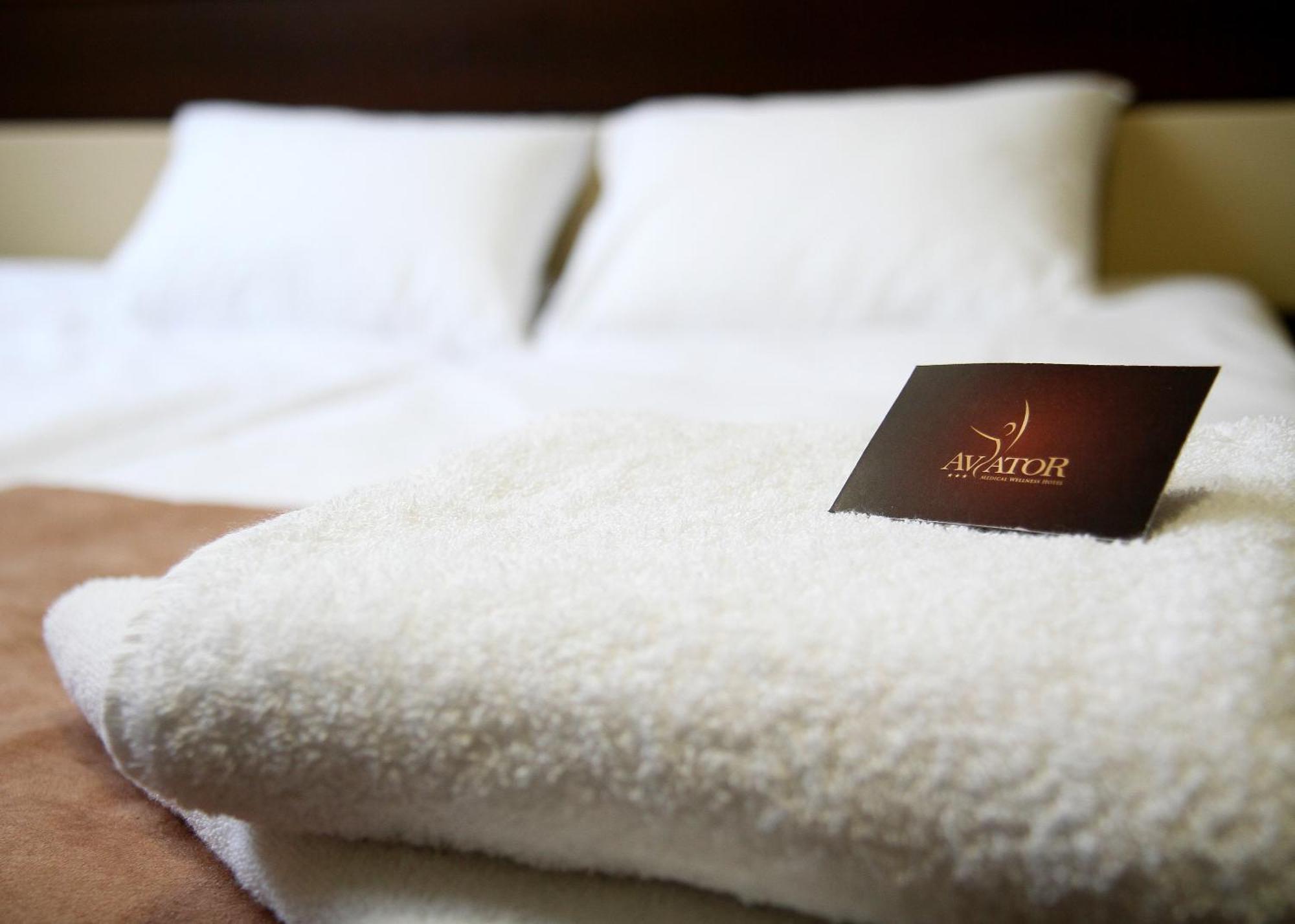 Hotel Aviator Kielce "Business Hotel Medical & Spa" Exterior photo